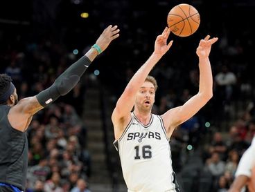 91-93. Aldridge y Gasol lideran el triunfo de los Spurs 91-93. Aldridge y Gasol lideran el triunfo de los Spurs