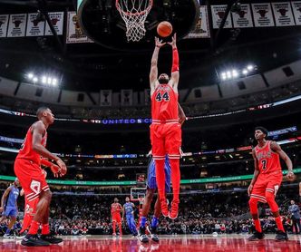 Los jóvenes Lakers cortan la racha triunfal de Rockets; Warriors, imparables Los jóvenes Lakers cortan la racha triunfal de Rockets; Warriors, imparables