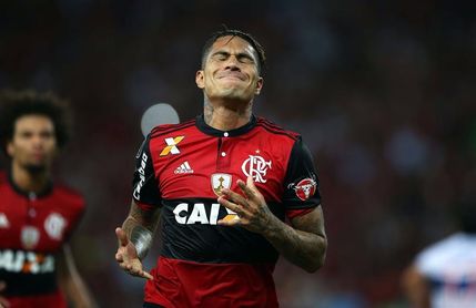Júbilo en Perú por reducción de castigo a Paolo Guerrero Júbilo en Perú por reducción de castigo a Paolo Guerrero