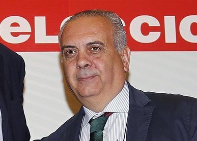 El juez que investiga al expresidente de la FEB pide ser apartado de la causa El juez que investiga al expresidente de la FEB pide ser apartado de la causa