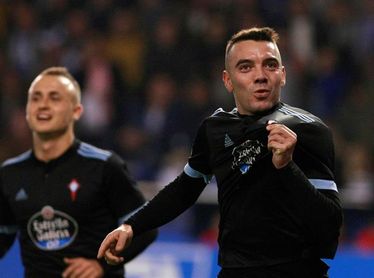 1-3. El Celta explota los errores del Dépor para llevarse el derbi gallego 1-3. El Celta explota los errores del Dépor para llevarse el derbi gallego