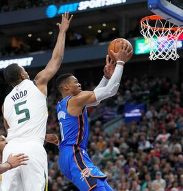 89-103. Westbrook logra triple-doble en triunfo de los Thunder 89-103. Westbrook logra triple-doble en triunfo de los Thunder