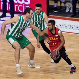 El Betis pasará una plácida Navidad y espera hacerlo también en Fin de Año El Betis pasará una plácida Navidad y espera hacerlo también en Fin de Año