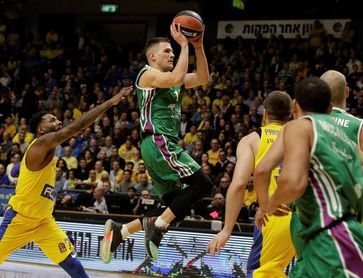 78-89. Unicaja se consolida en Euroliga con su cuarta victoria consecutiva 78-89. Unicaja se consolida en Euroliga con su cuarta victoria consecutiva
