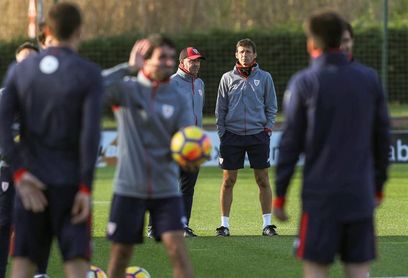 El Athletic vuelve al trabajo sin Kepa, Balenziaga y De Marcos El Athletic vuelve al trabajo sin Kepa, Balenziaga y De Marcos
