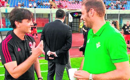 Joaquín charla con Montella este verano. Joaquín charla con Montella este verano.