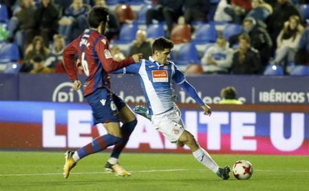 0-2. El Espanyol remonta ante un inoperante Levante y alcanza los cuartos 0-2. El Espanyol remonta ante un inoperante Levante y alcanza los cuartos