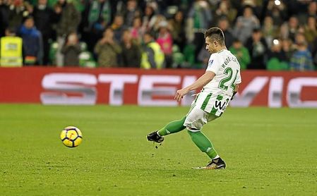 Entendimiento por ahora entre Betis y Rubén Castro Entendimiento por ahora entre Betis y Rubén Castro