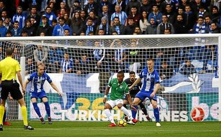 Los locales se dejaron igualar un 2-0. Los locales se dejaron igualar un 2-0.