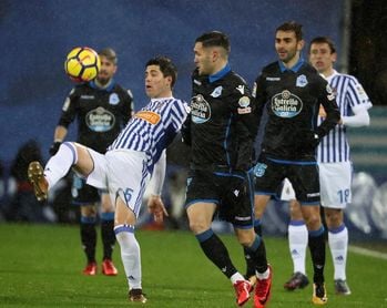5-0. La Real olvida a Iñigo Martínez con una goleada al Deportivo 5-0. La Real olvida a Iñigo Martínez con una goleada al Deportivo