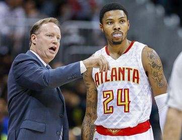 96-99. Bazemore anota un triple que le da el triunfo a los Hawks; Willy, no jugó 96-99. Bazemore anota un triple que le da el triunfo a los Hawks; Willy, no jugó