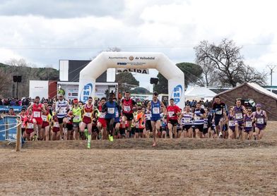 Los kenianos imponen su dominio en el XXX Cross Internacional de Valladolid Los kenianos imponen su dominio en el XXX Cross Internacional de Valladolid