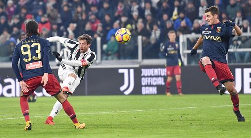 Marchisio cree que Buffon "hubiera merecido un Balón de Oro" Marchisio cree que Buffon "hubiera merecido un Balón de Oro"