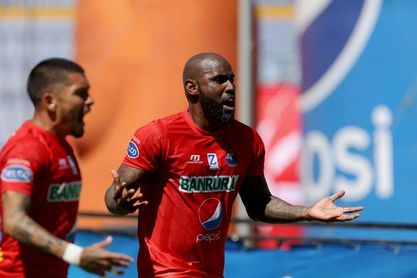 Rechazan la denuncia de Comunicaciones contra el panameño Baloy por agresión Rechazan la denuncia de Comunicaciones contra el panameño Baloy por agresión
