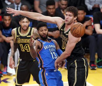 110-92. George logra 33 puntos y Thunder ganan con Abrines de titular 110-92. George logra 33 puntos y Thunder ganan con Abrines de titular