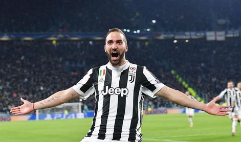2-2. El Tottenham iguala un doblete de Higuaín 2-2. El Tottenham iguala un doblete de Higuaín