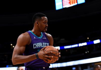 102-104. Howard registra doble-doble de 22 puntos en el triunfo de los Hornets 102-104. Howard registra doble-doble de 22 puntos en el triunfo de los Hornets