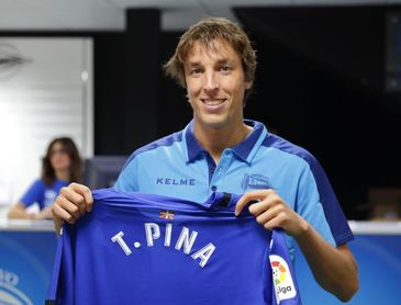 Tomás Pina: Me gustaría continuar en Vitoria Tomás Pina: Me gustaría continuar en Vitoria