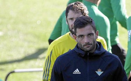 Adán y Dan Giménez, en un entrenamiento en la ciudad deportiva. Adán y Dan Giménez, en un entrenamiento en la ciudad deportiva.
