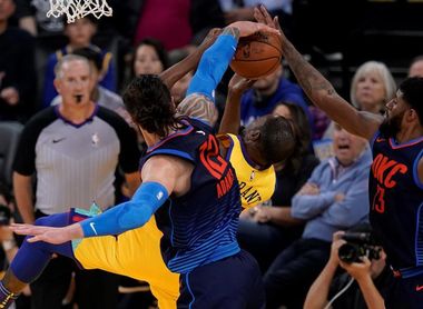 112-80. Durant conduce la victoria de los Warriors 112-80. Durant conduce la victoria de los Warriors