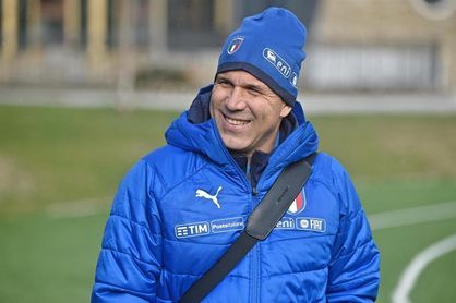 Di Biagio dice que "probablemente" Buffon seguirá en la selección italiana Di Biagio dice que "probablemente" Buffon seguirá en la selección italiana