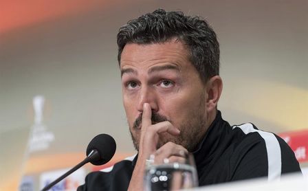 Oscar García recibe el alta hospitalaria tras la agresión de un aficionado del PAOK Oscar García recibe el alta hospitalaria tras la agresión de un aficionado del PAOK