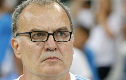 Bielsa pierde su primera batalla y es condenado a pagar 300.000 ? al Lille Bielsa pierde su primera batalla y es condenado a pagar 300.000 ? al Lille