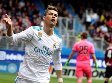 1-2. Cristiano mantiene al Real Madrid enganchado en la Liga 1-2. Cristiano mantiene al Real Madrid enganchado en la Liga
