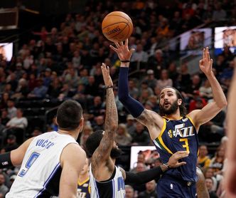 99-116. Rubio se acercó al triple-doble y mantiene ganadores a los Jazz 99-116. Rubio se acercó al triple-doble y mantiene ganadores a los Jazz
