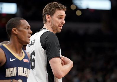 98-93. Aldridge y Murray salvan a Spurs, que vuelven a puestos de playoffs 98-93. Aldridge y Murray salvan a Spurs, que vuelven a puestos de playoffs