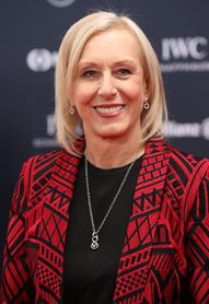 Navratilova se queja de que la BBC le pagó a McEnroe más que a ella Navratilova se queja de que la BBC le pagó a McEnroe más que a ella