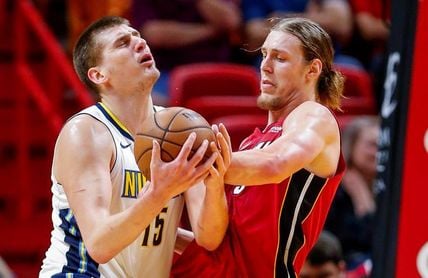 Aldridge y James dan triunfos importantes a Spurs y Cavaliers Aldridge y James dan triunfos importantes a Spurs y Cavaliers