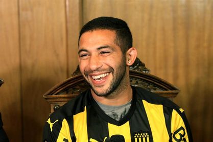Gargano, del Peñarol, estará seis meses de baja por lesión de ligamentos Gargano, del Peñarol, estará seis meses de baja por lesión de ligamentos