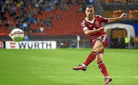 Durmisi, jugando contra Panamá. Durmisi, jugando contra Panamá.