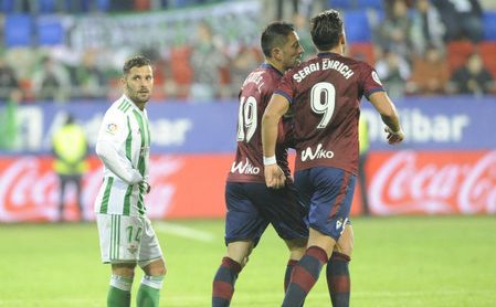 Al Betis le sientan mal los parones Al Betis le sientan mal los parones