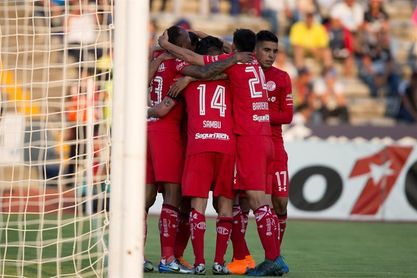 El colombiano Quiñones convierte dos goles y pone al Toluca en el liderato El colombiano Quiñones convierte dos goles y pone al Toluca en el liderato