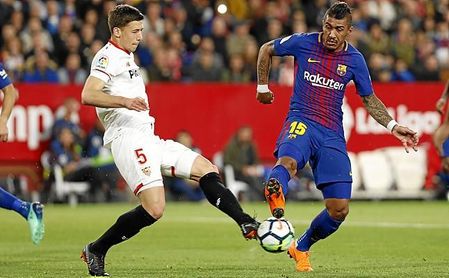 El Sevilla lleva semanas tratando de renovar a Lenglet. El Sevilla lleva semanas tratando de renovar a Lenglet.