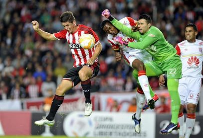 Santa Fe viaja a Buenos Aires sin su portero titular para enfrentar a River Plate Santa Fe viaja a Buenos Aires sin su portero titular para enfrentar a River Plate