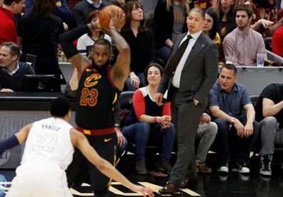James reiteró su apoyo a que haya entrenadoras en la NBA James reiteró su apoyo a que haya entrenadoras en la NBA
