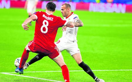 Sandro Ramírez salió con muchas ganas al campo en la cita contra el Bayern de Múnich. Sandro Ramírez salió con muchas ganas al campo en la cita contra el Bayern de Múnich.