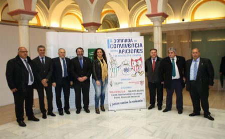 Por un Betis-Sevilla con guasa y sin violencia. Por un Betis-Sevilla con guasa y sin violencia.