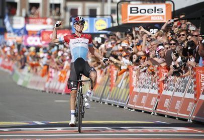 El luxemburgués Bob Jungels se adjudica en solitario la Lieja Bastoña Lieja El luxemburgués Bob Jungels se adjudica en solitario la Lieja Bastoña Lieja