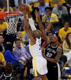 99-91. Durant, Thompson, Green, con suspense, ponen a Warriors en semifinales 99-91. Durant, Thompson, Green, con suspense, ponen a Warriors en semifinales