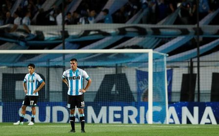 Racing Club sufre una temprana e inesperada eliminación de la Copa Argentina Racing Club sufre una temprana e inesperada eliminación de la Copa Argentina