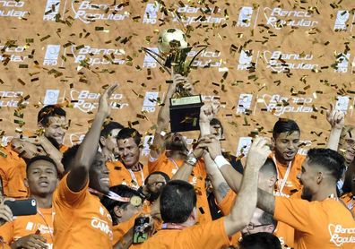 Saprissa se corona campeón del Torneo de Clausura en Costa Rica en penales Saprissa se corona campeón del Torneo de Clausura en Costa Rica en penales