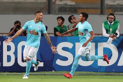 Sporting Cristal, del chileno Mario Salas, impone su autoridad en el Apertura Sporting Cristal, del chileno Mario Salas, impone su autoridad en el Apertura
