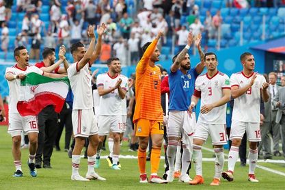 0-1: La fortuna del fútbol sonríe a Irán y es cruel con Marruecos