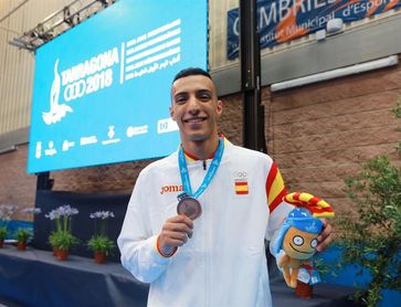 Plata de la triatleta Godoy y bronce del karateca Samy, primeras medallas Plata de la triatleta Godoy y bronce del karateca Samy, primeras medallas