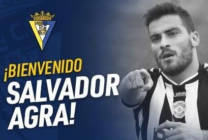 Salvador Agra, flamante fichaje del Cádiz, abre la puerta de salida a Álvaro García. Salvador Agra, flamante fichaje del Cádiz, abre la puerta de salida a Álvaro García.