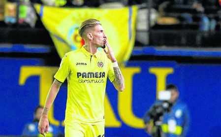 Samu Castillejo, celebrando un tanto con el Villarreal. Samu Castillejo, celebrando un tanto con el Villarreal.